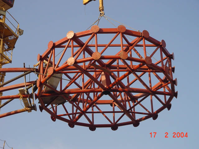 The dome of Almas Sharq complex